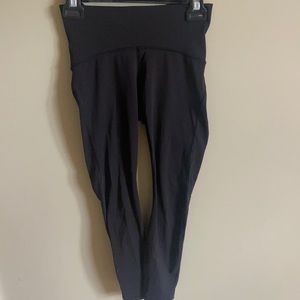 Lululemon leggings w mesh side